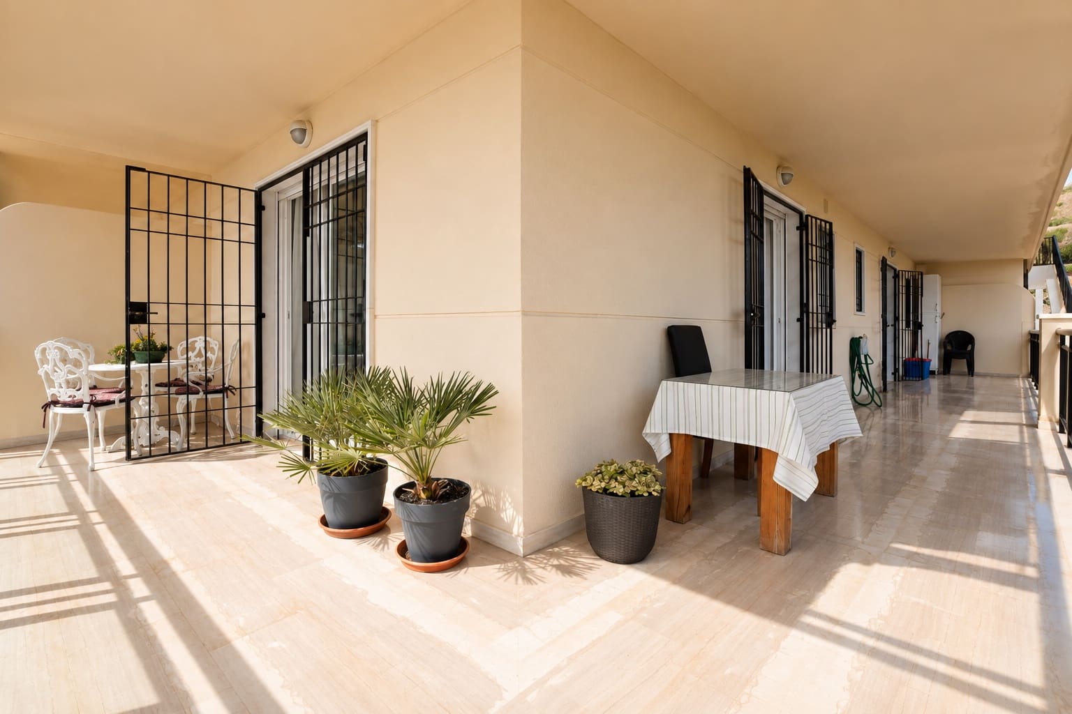 2 slaapkamer Appartement te koop in Fuengirola - € 570.000 (Ref: 10154969)