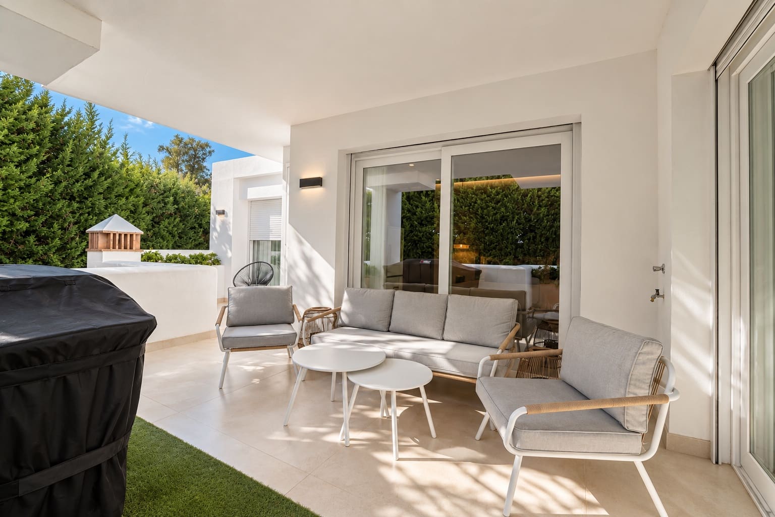3 camera da letto Appartamento in vendita in Nueva Andalucia con piscina garage - 1.145.000 € (Rif: 10154970)