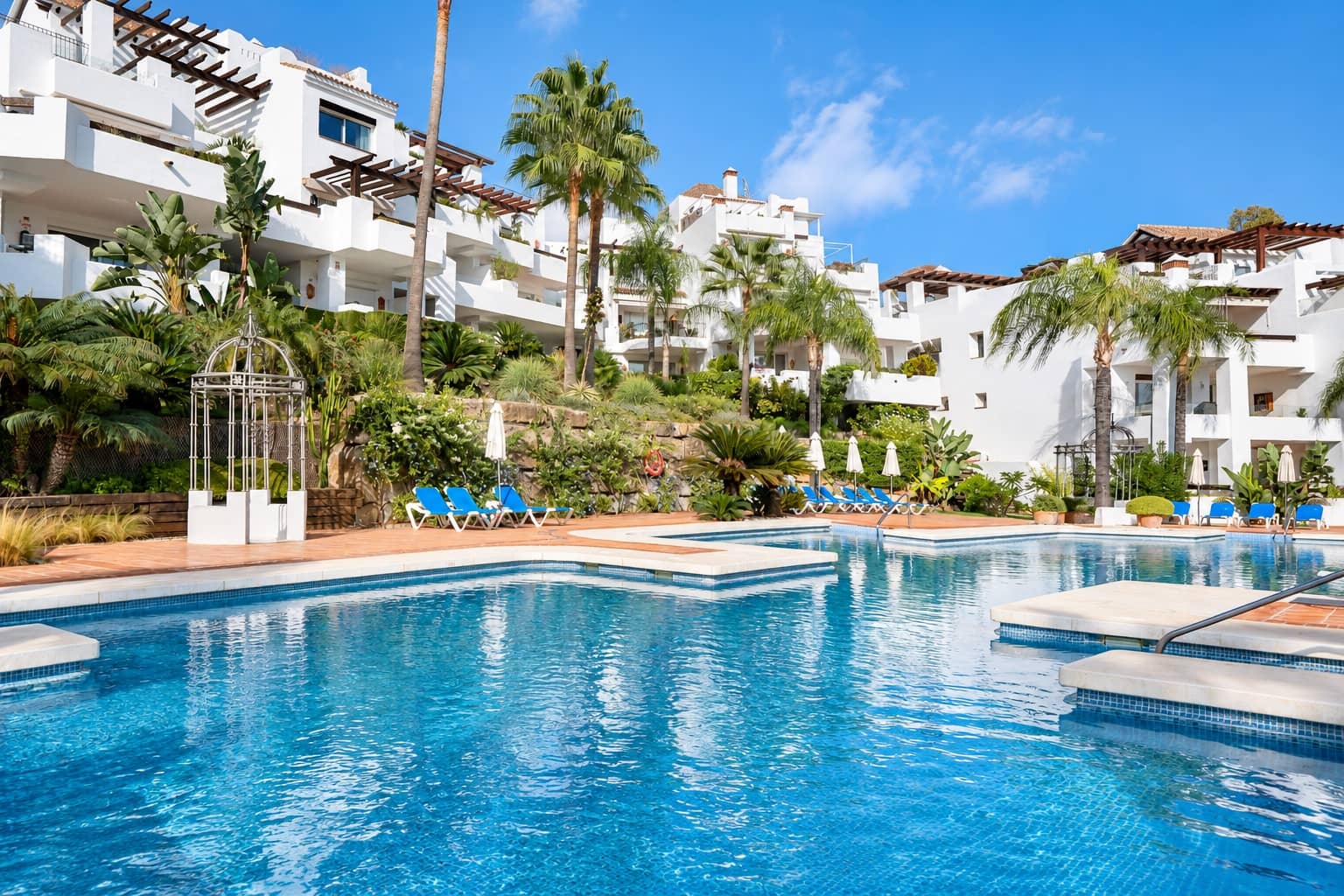 3 camera da letto Appartamento in vendita in Nueva Andalucia con piscina garage - 1.145.000 € (Rif: 10154970)