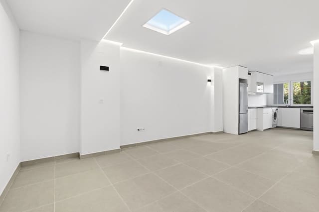 Studio til salgs i Marbella med svømmebasseng - € 150 000 (Ref: 10166397)