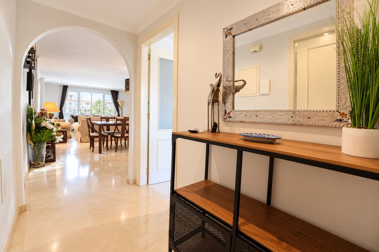 Apartamento de 3 habitaciones en Sotogrande en venta con piscina garaje - 680.000 € (Ref: 10180166)
