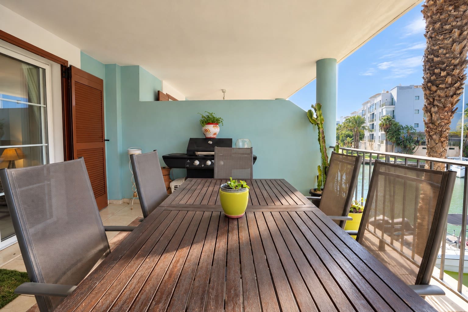 Apartamento de 3 habitaciones en Sotogrande en venta con piscina garaje - 680.000 € (Ref: 10180166)