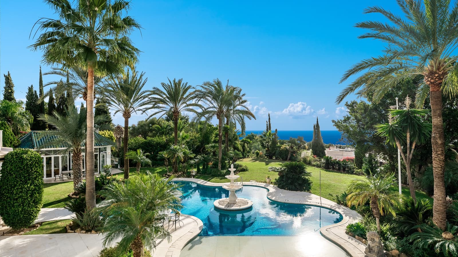 14 slaapkamer Villa te koop in Marbella met zwembad garage - € 19.850.000 (Ref: 10184662)