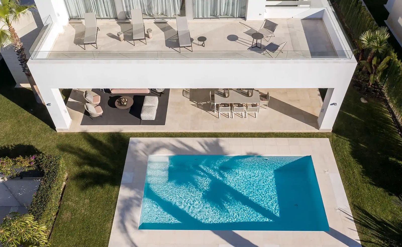 4 sypialnia Willa na sprzedaż w Marbella z basenem garażem - 2 150 000 € (Ref: 8051385)