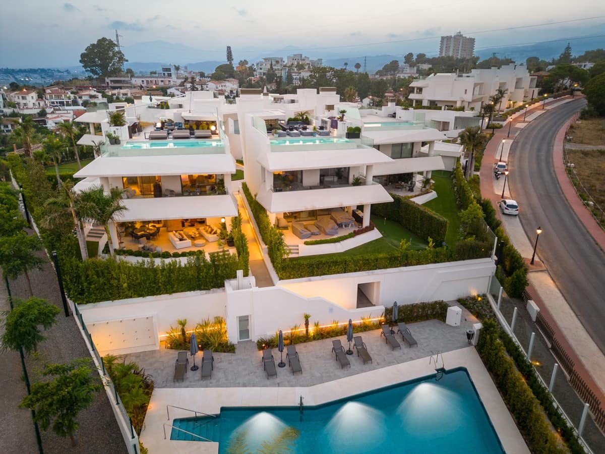 4 soveværelse Villa til salg i Marbella med swimmingpool garage - € 4.495.000 (Ref: 8051393)