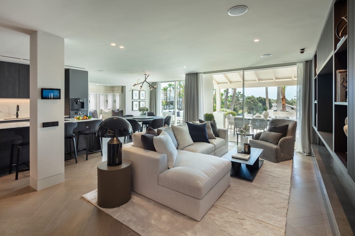 3 sypialnia Penthouse na sprzedaż w Marbella z basenem garażem - 5 995 000 € (Ref: 8051396)