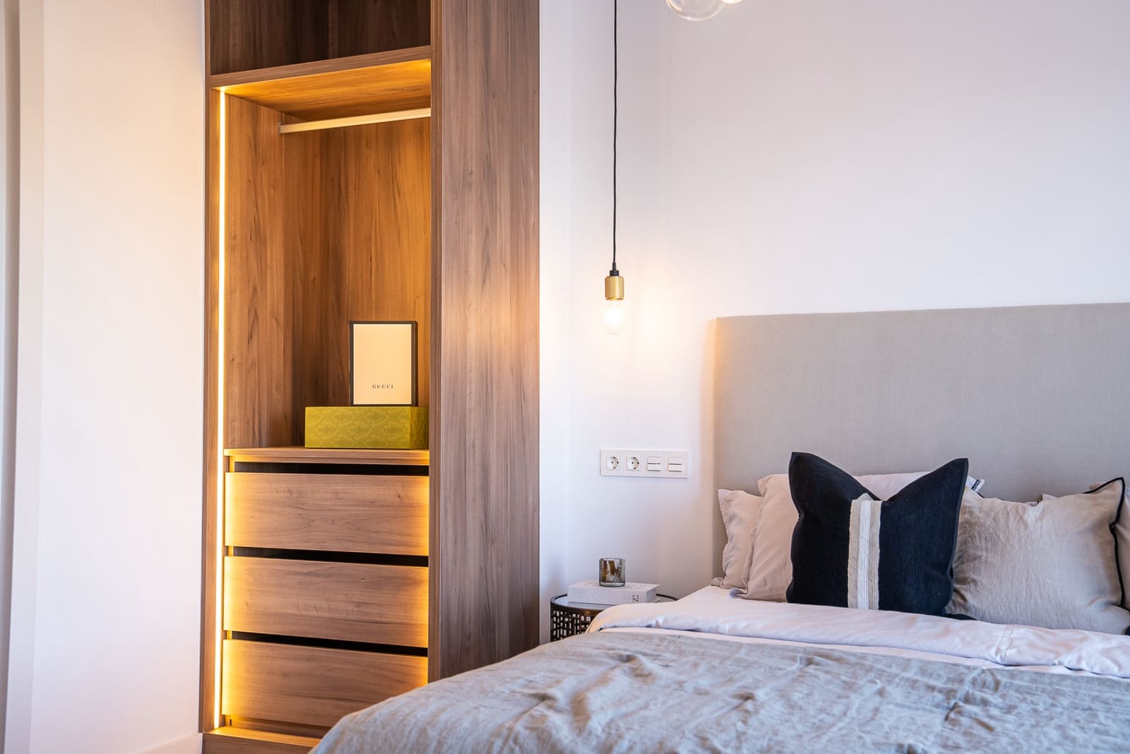 3 bedroom Apartment for sale in La Quinta with pool garage - € 695,000 (Ref: 8055173)