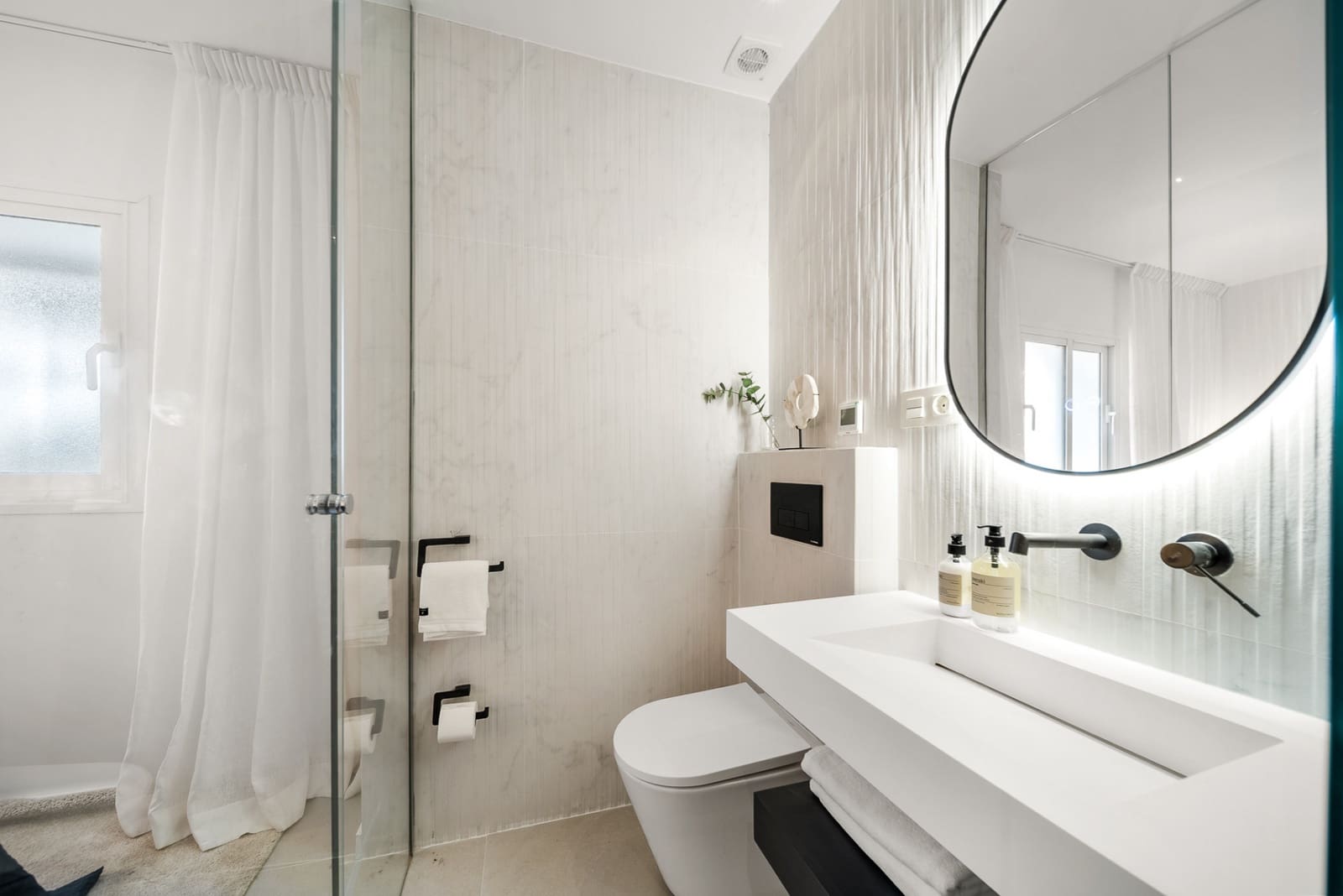 3 bedroom Apartment for sale in La Quinta with pool garage - € 695,000 (Ref: 8055173)