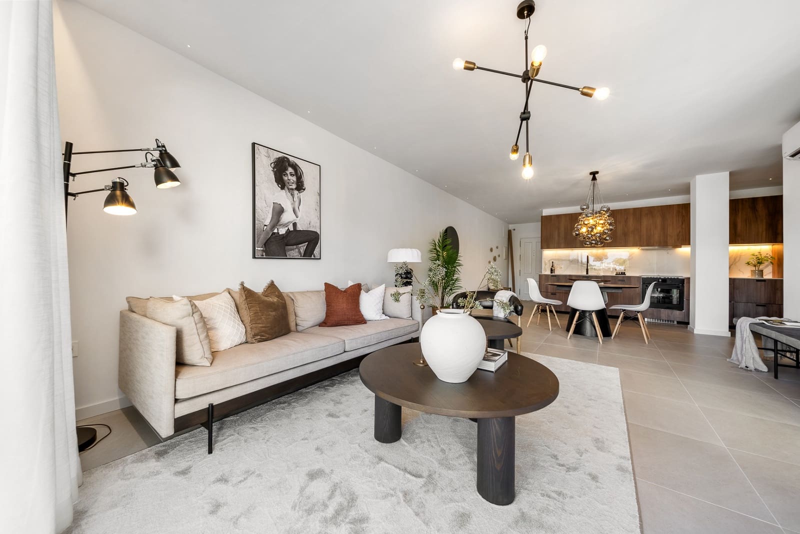 3 bedroom Apartment for sale in La Quinta with pool garage - € 695,000 (Ref: 8055173)