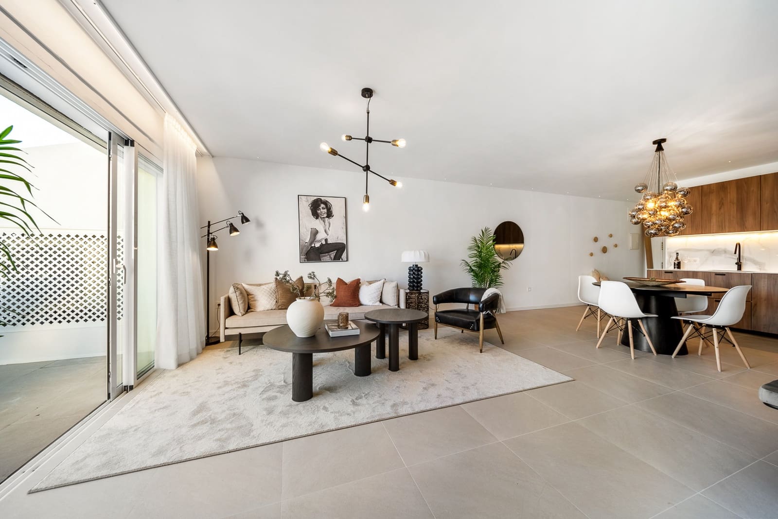 3 bedroom Apartment for sale in La Quinta with pool garage - € 695,000 (Ref: 8055173)