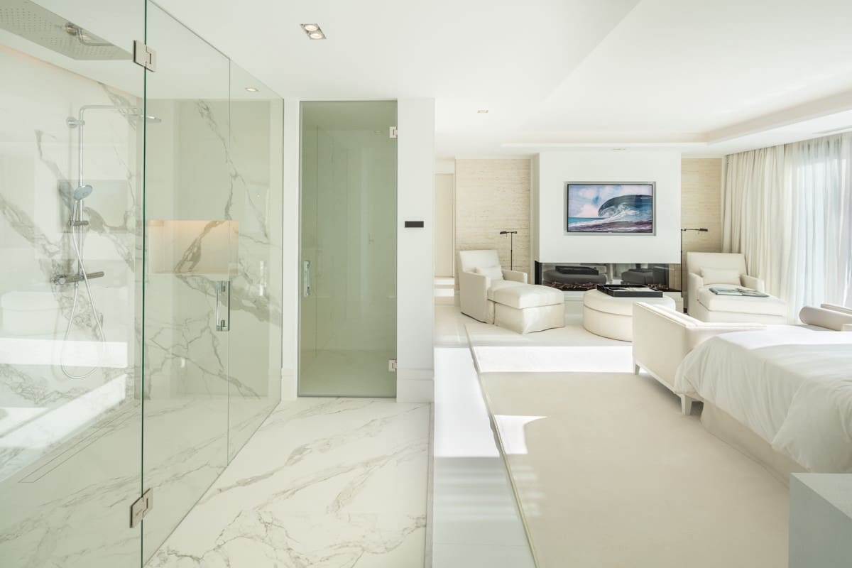 5 sovrum Villa till salu i Nueva Andalucia med pool garage - 8 750 000 € (Ref: 8061142)