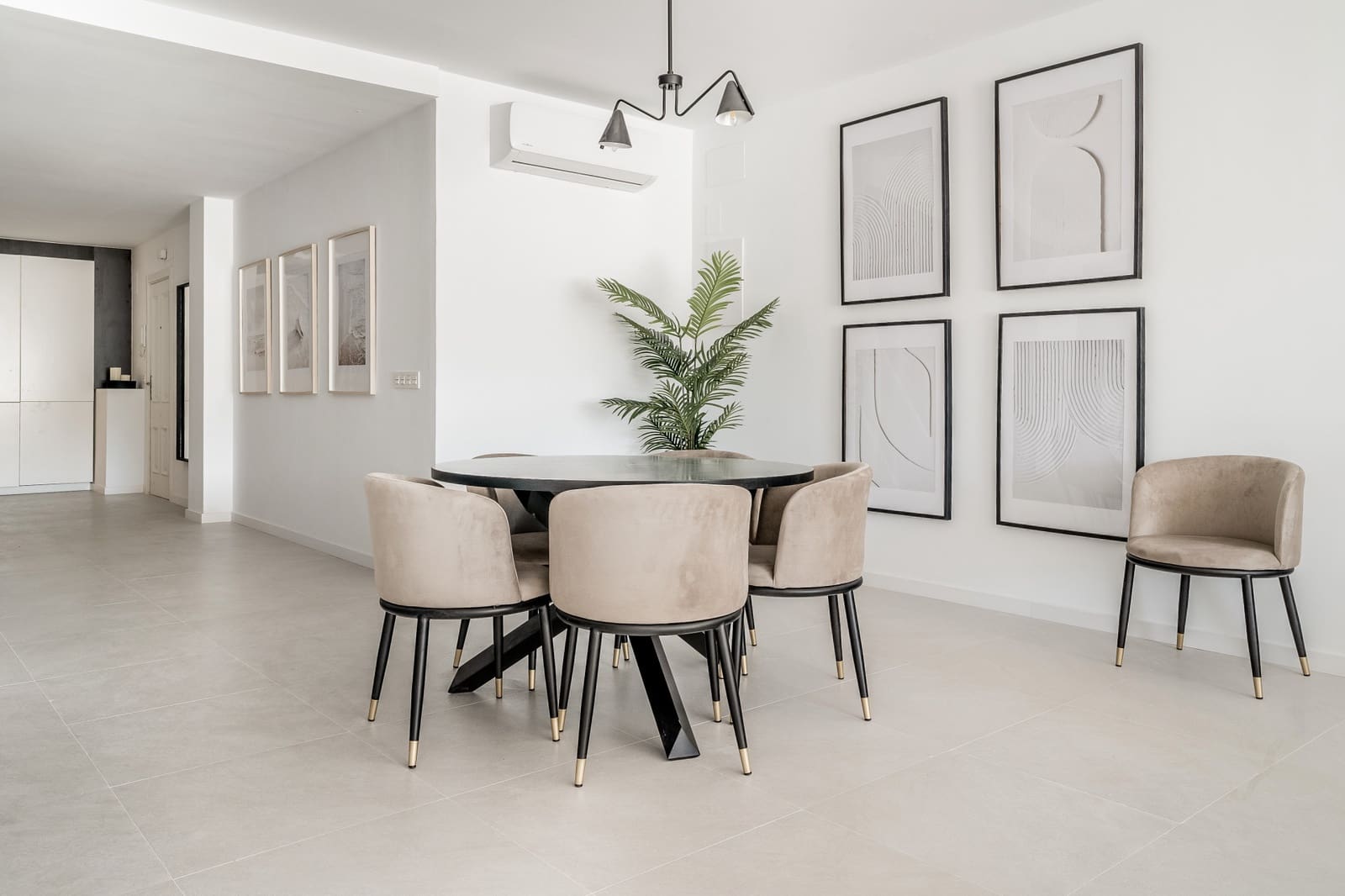 Apartamento de 4 habitaciones en La Quinta en venta con piscina garaje - 595.000 € (Ref: 8063819)