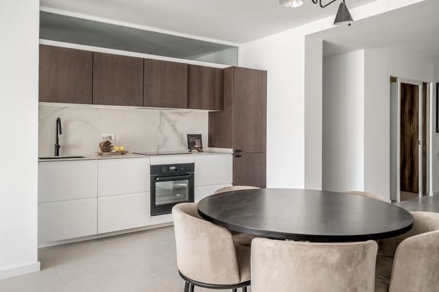 4 bedroom Apartment for sale in La Quinta, Benahavís with pool garage - € 595,000 (Ref: 8063819)