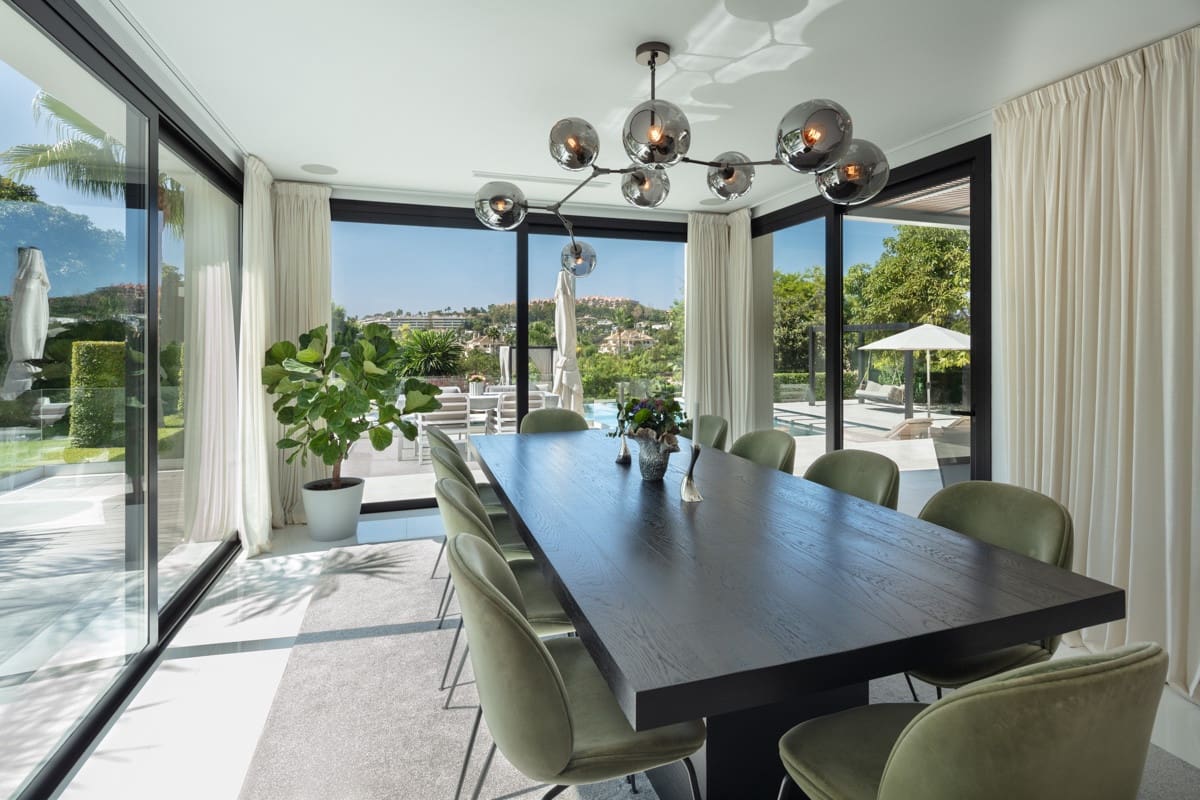 5 bedroom Villa for sale in Nueva Andalucia with pool garage - € 7,195,000 (Ref: 8066203)