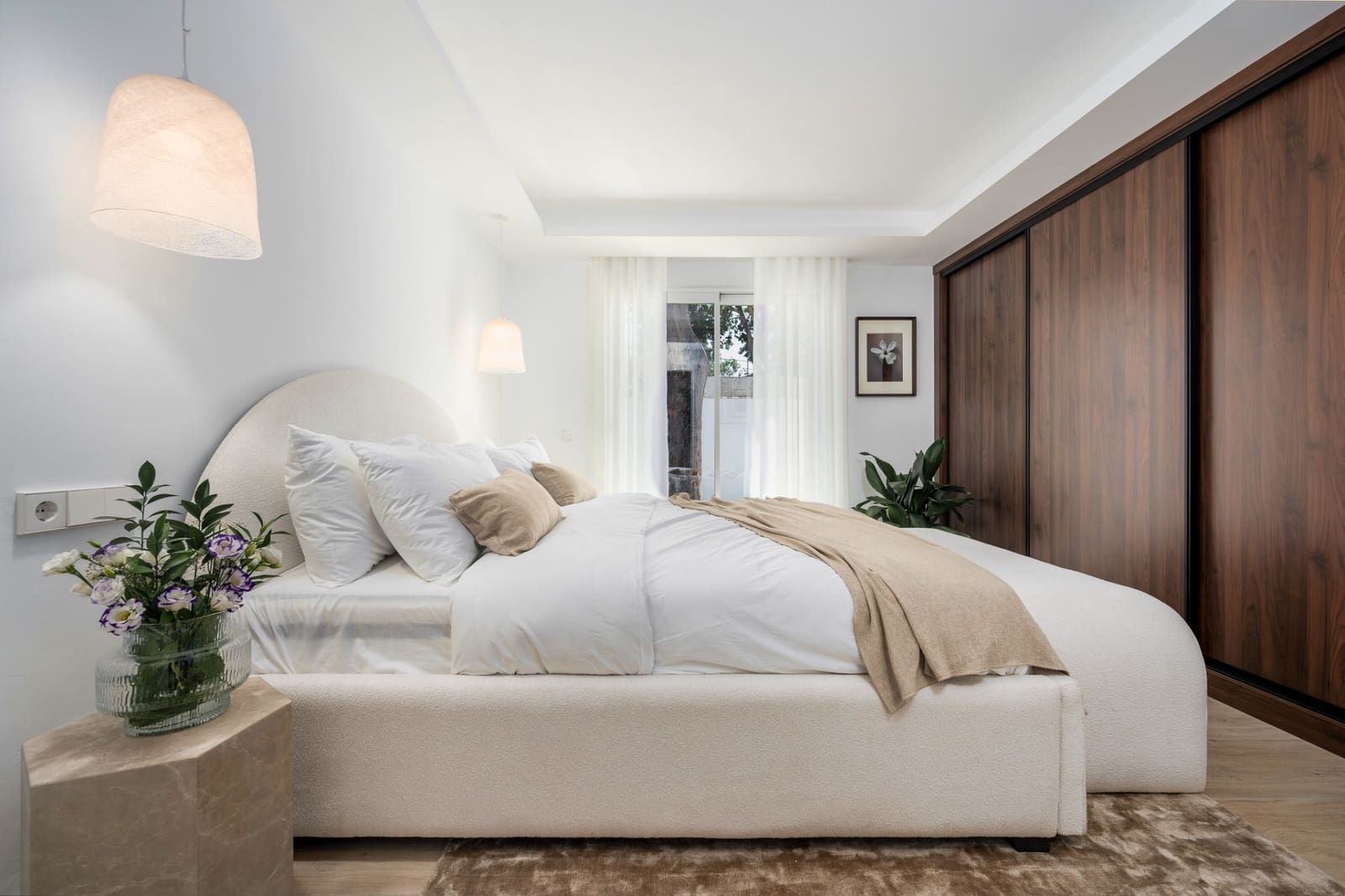 4 sypialnia Willa na sprzedaż w Nueva Andalucia z basenem garażem - 1 395 000 € (Ref: 8069964)