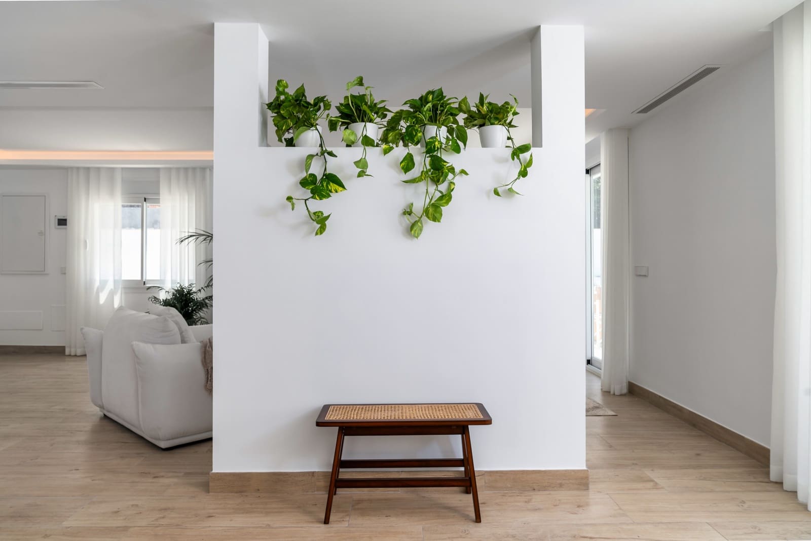 4 sypialnia Willa na sprzedaż w Nueva Andalucia z basenem garażem - 1 395 000 € (Ref: 8069964)