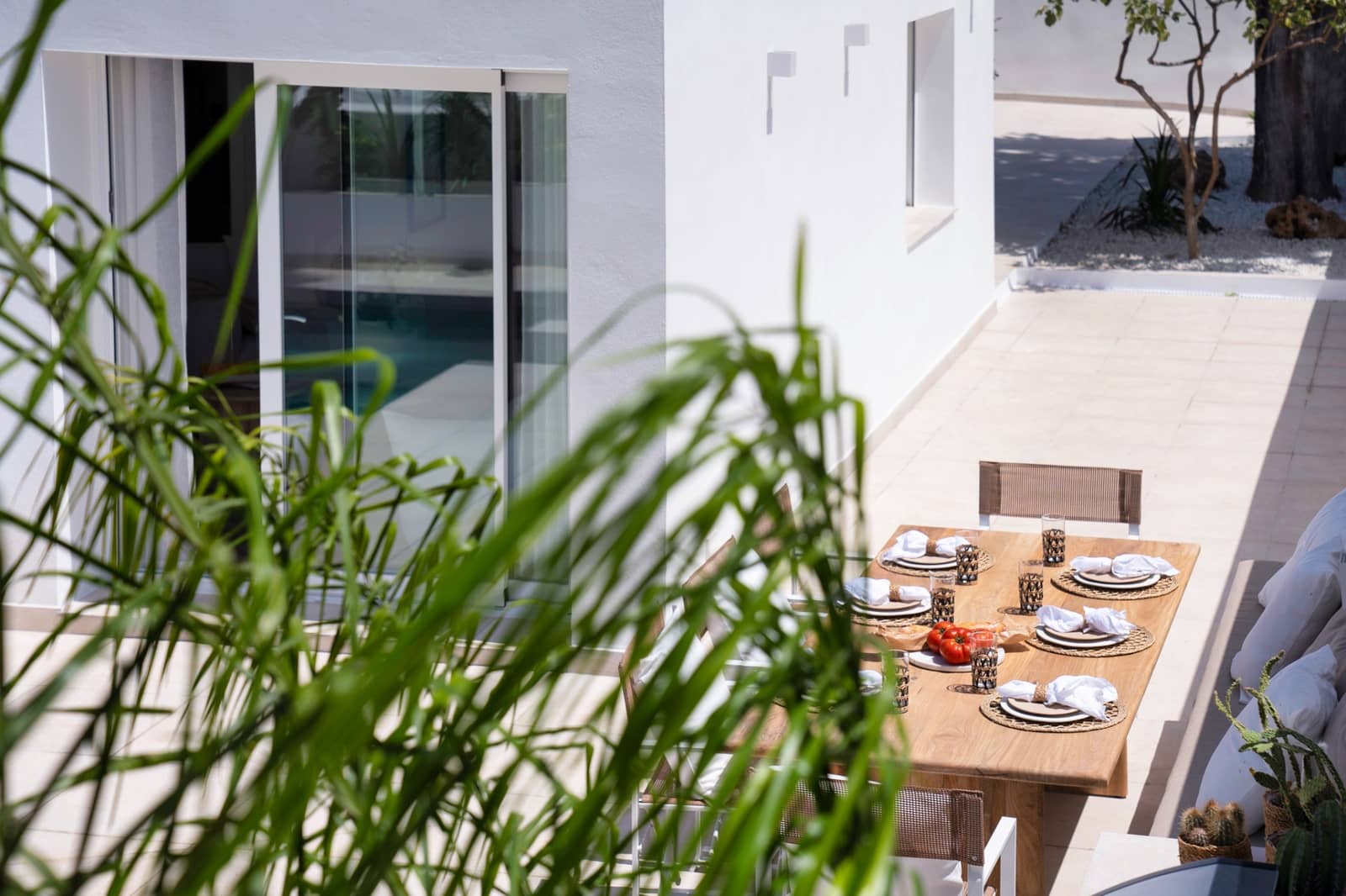 4 sypialnia Willa na sprzedaż w Nueva Andalucia z basenem garażem - 1 395 000 € (Ref: 8069964)