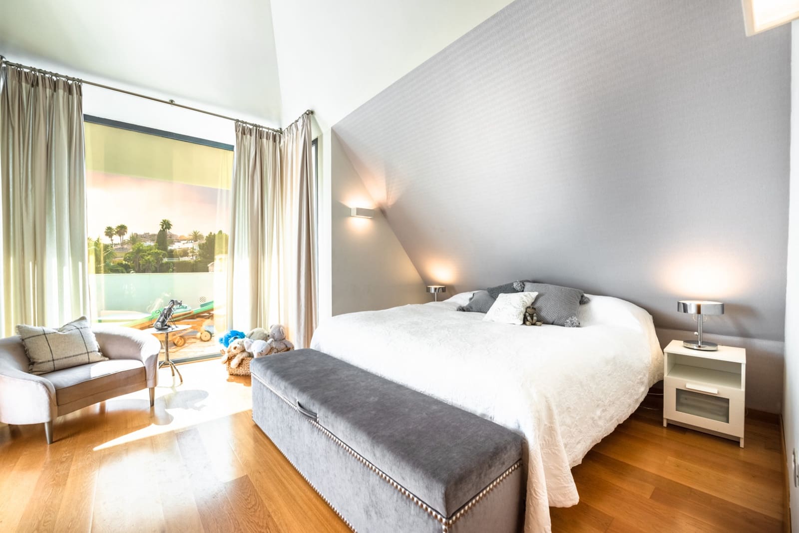 4 soveværelse Villa til salg i Nueva Andalucia med swimmingpool garage - € 3.950.000 (Ref: 8085106)