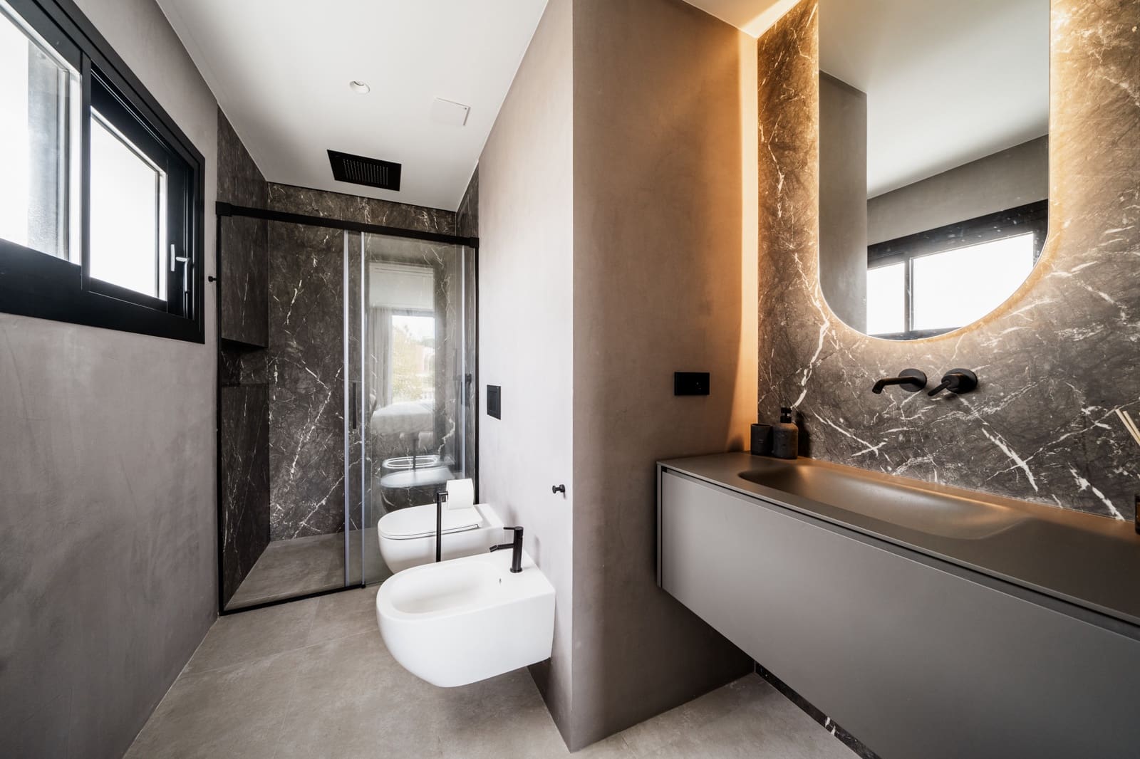 5 chambre Villa/Maison à vendre à Puerto Banus avec piscine garage - 1 890 000 € (Ref: 8103948)