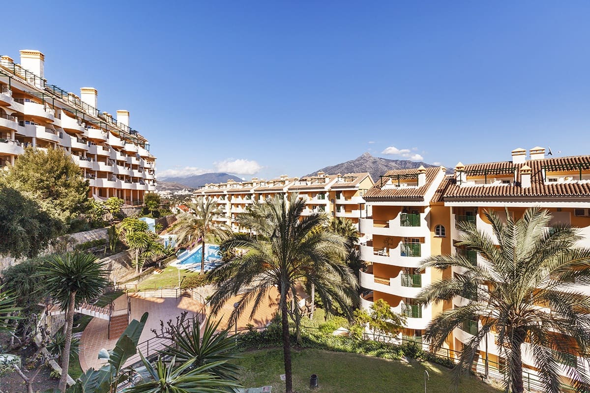 3 slaapkamer Appartement te koop in Marbella met zwembad garage - € 445.000 (Ref: 8114418)