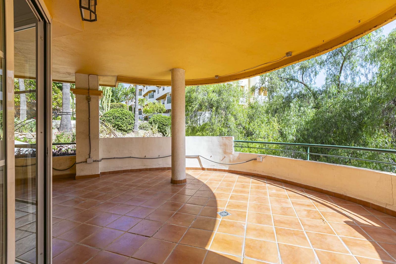 3 slaapkamer Appartement te koop in Marbella met zwembad garage - € 445.000 (Ref: 8114418)