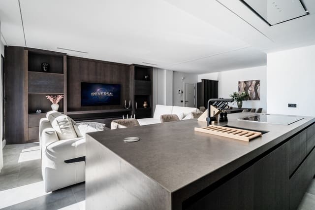 2 camera da letto Appartamento in vendita in Nueva Andalucia, Marbella con piscina garage - 950.000 € (Rif: 8114419)