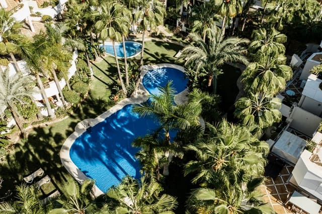 2 camera da letto Appartamento in vendita in Nueva Andalucia, Marbella con piscina garage - 950.000 € (Rif: 8114419)