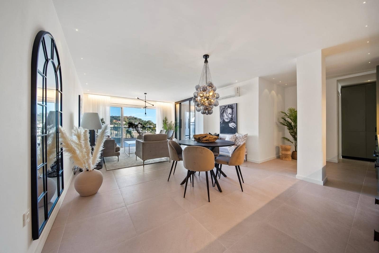 3 bedroom Apartment for sale in Benahavis with pool garage - € 695,000 (Ref: 8187862)