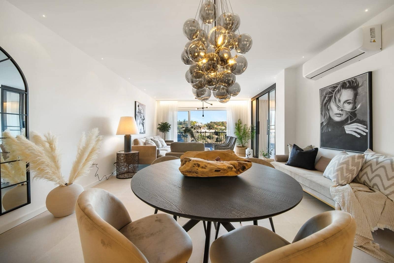 3 bedroom Apartment for sale in Benahavis with pool garage - € 695,000 (Ref: 8187862)