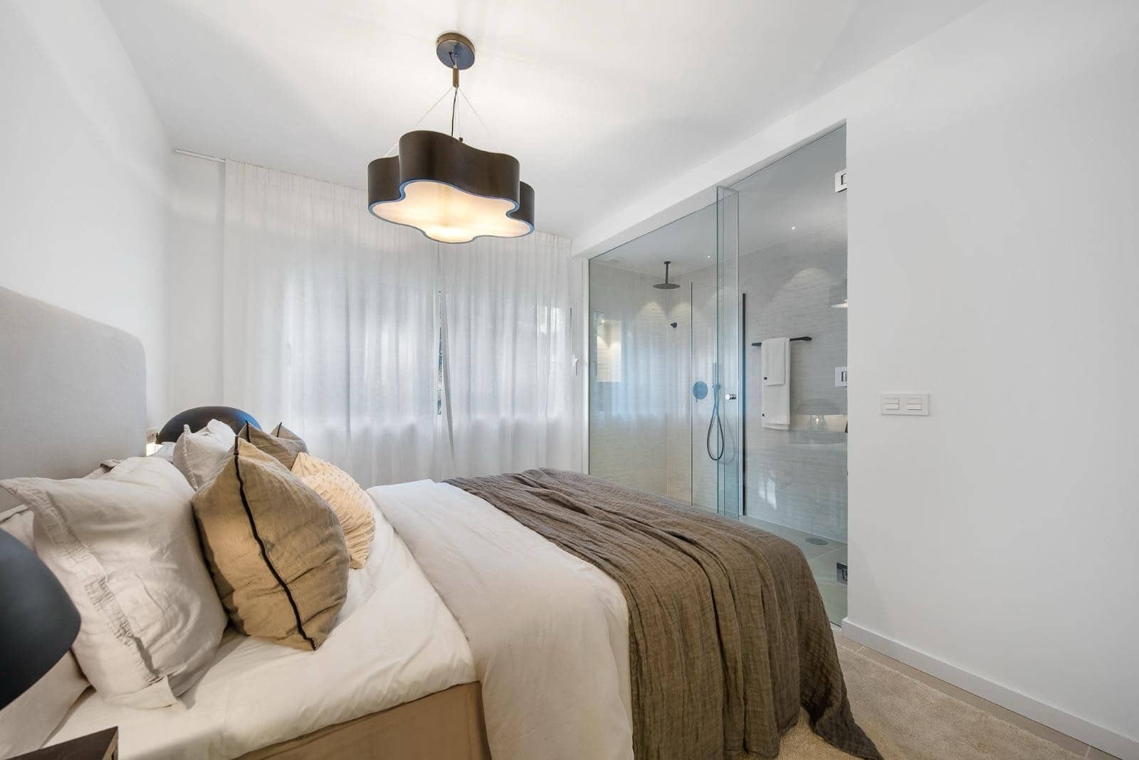 3 bedroom Apartment for sale in Benahavis with pool garage - € 695,000 (Ref: 8187862)