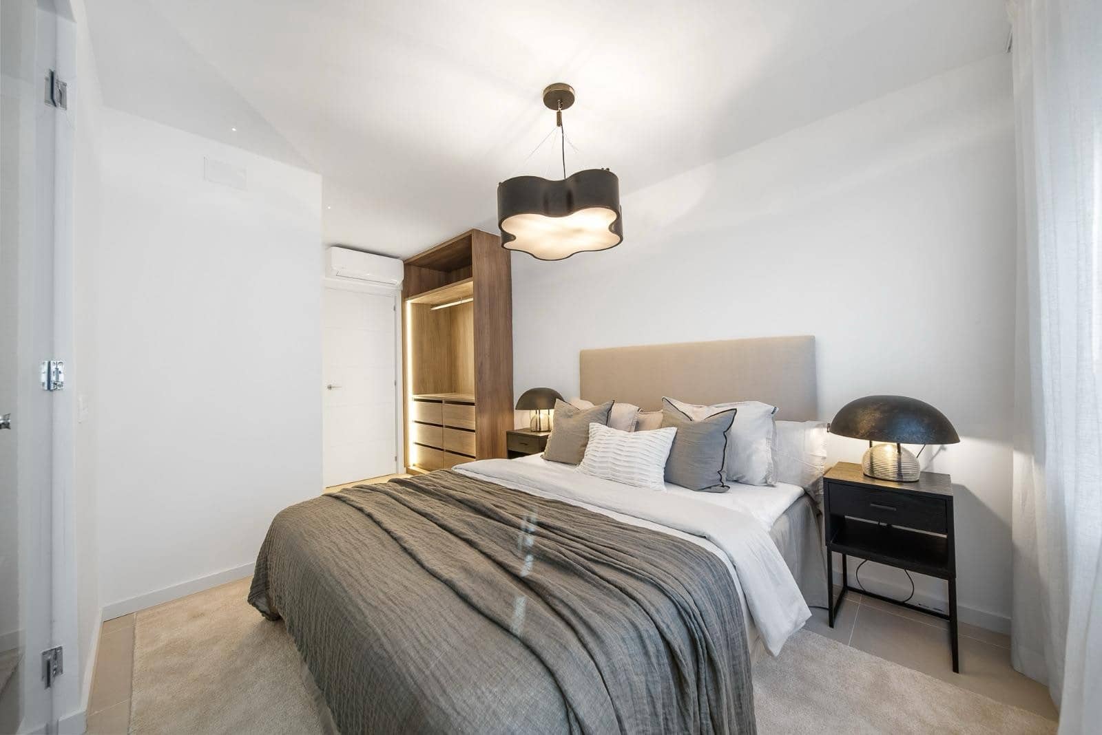 3 bedroom Apartment for sale in Benahavis with pool garage - € 695,000 (Ref: 8187862)