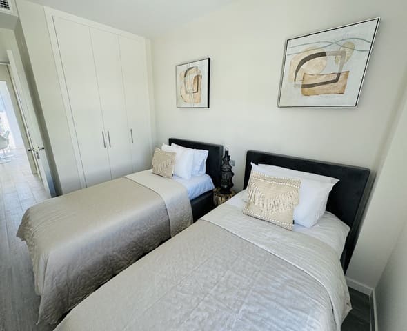 Ático de 2 habitaciones en Marbella en venta con piscina garaje - 450.000 € (Ref: 8216054)