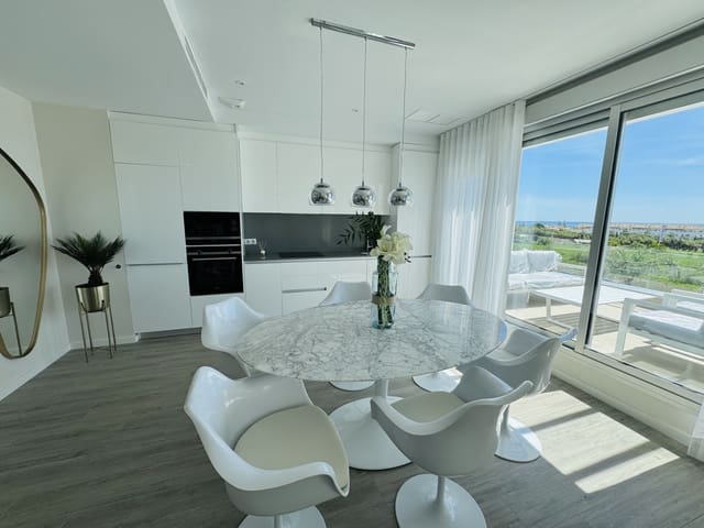 Ático de 2 habitaciones en Marbella en venta con piscina garaje - 450.000 € (Ref: 8216054)