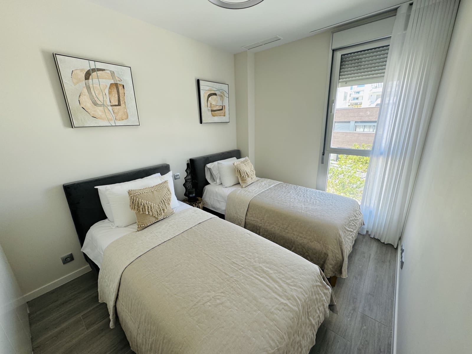 Ático de 2 habitaciones en Marbella en venta con piscina garaje - 450.000 € (Ref: 8216054)