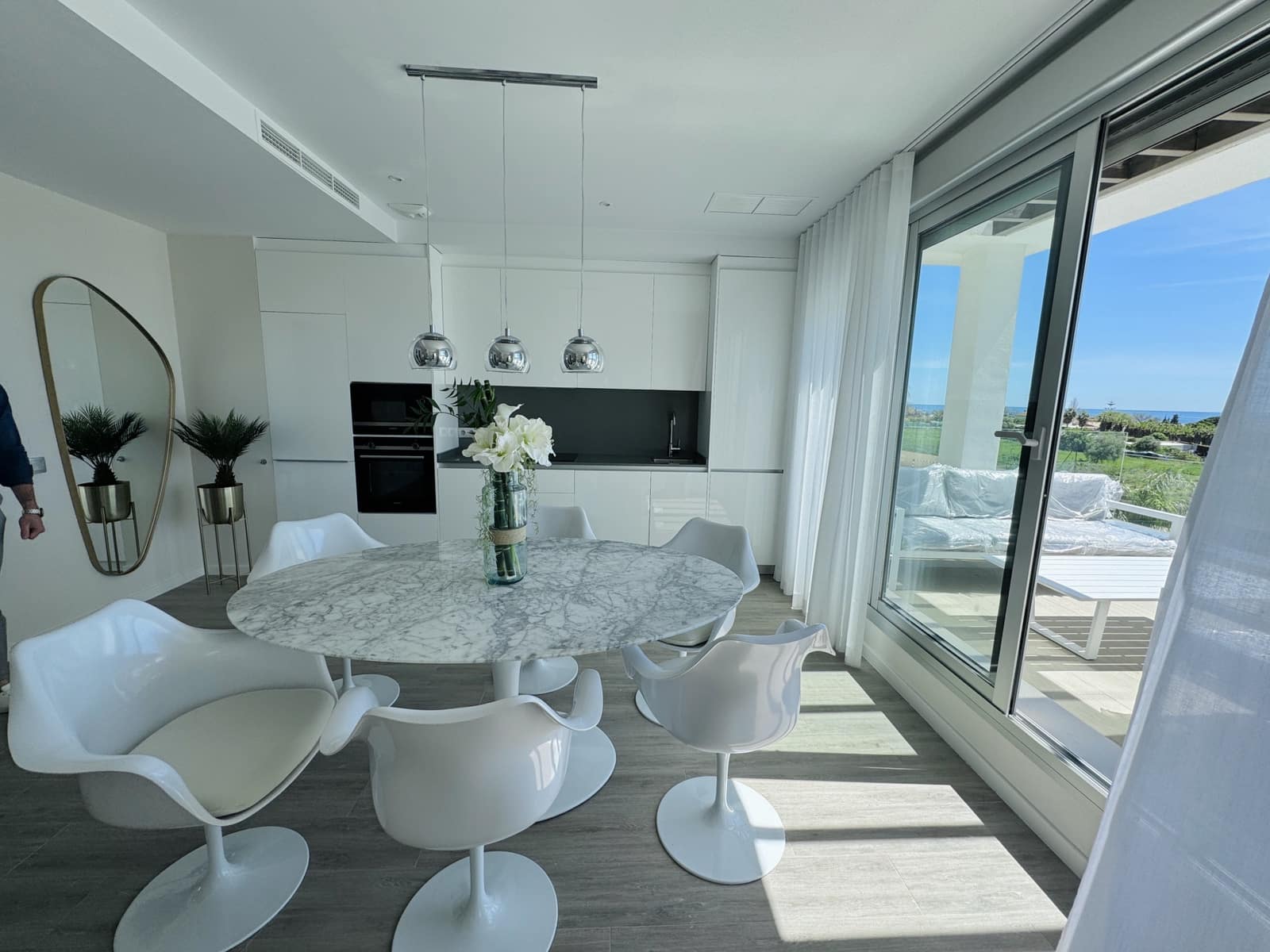 Ático de 2 habitaciones en Marbella en venta con piscina garaje - 450.000 € (Ref: 8216054)