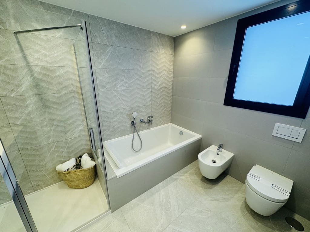 3 quarto Apartamento para venda em Marbella com piscina garagem - 1 500 000 € (Ref: 8251407)