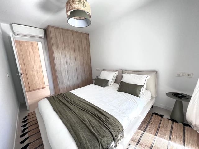 3 soveværelse Lejlighed til salg i Nueva Andalucía Centro, Marbella med swimmingpool garage - € 595.000 (Ref: 8327583)