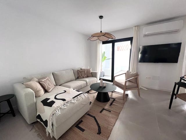 3 soveværelse Lejlighed til salg i Nueva Andalucía Centro, Marbella med swimmingpool garage - € 649.000 (Ref: 8327583)