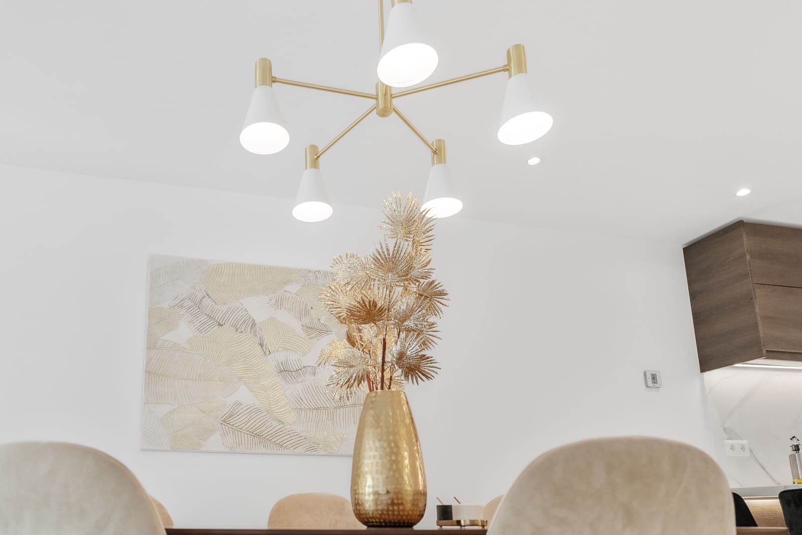 3 soveværelse Byhus til salg i Nueva Andalucia med swimmingpool garage - € 675.000 (Ref: 8339618)