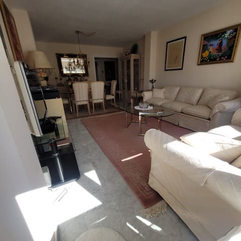 2 makuuhuone Huoneisto myytävänä paikassa Rodeo Alto - Guadaiza - La Campana, Marbella mukana uima-altaan 
autotalli - 320 000 € (Ref: 8388126)