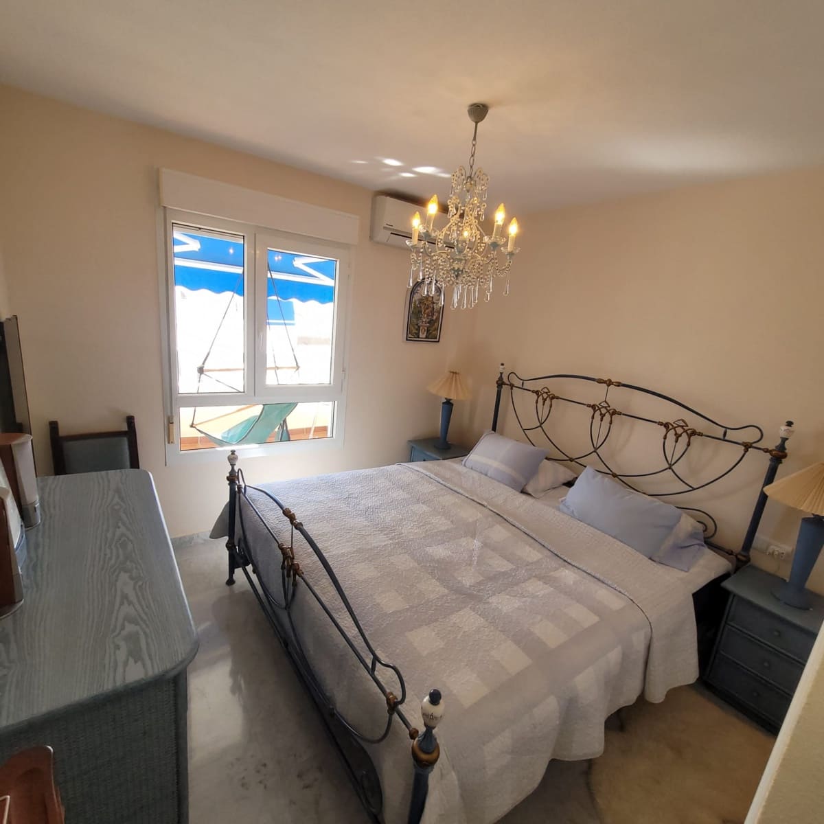 2 sypialnia Apartament na sprzedaż w Nueva Andalucia z basenem garażem - 320 000 € (Ref: 8388126)