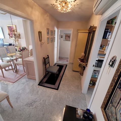 2 makuuhuone Huoneisto myytävänä paikassa Rodeo Alto - Guadaiza - La Campana, Marbella mukana uima-altaan 
autotalli - 320 000 € (Ref: 8388126)