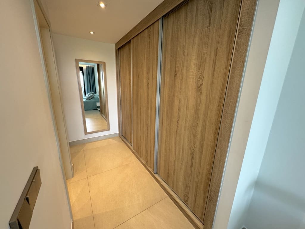 3 bedroom Apartment for sale in Benahavis with pool garage - € 750,000 (Ref: 8434276)