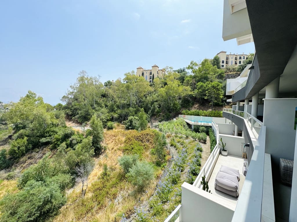 3 bedroom Apartment for sale in Benahavis with pool garage - € 750,000 (Ref: 8434276)