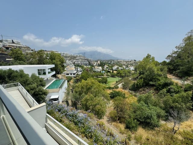 3 bedroom Apartment for sale in La Quinta, Benahavís with pool garage - € 750,000 (Ref: 8434276)