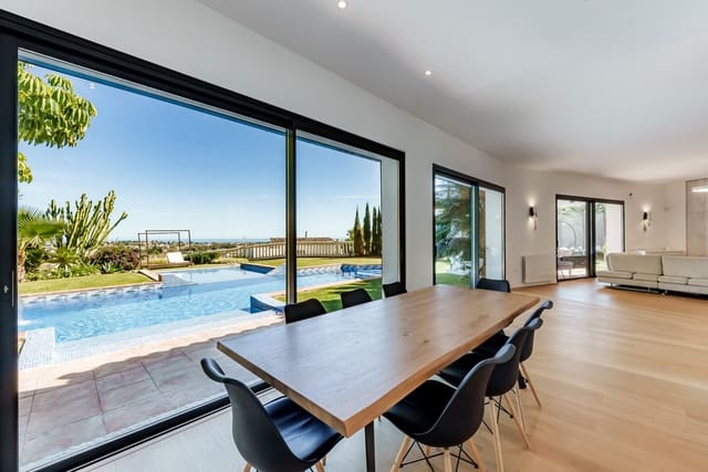 5 sovrum Villa till salu i Los Arqueros - Puerto del Almendro, Benahavís med pool garage - 2 150 000 € (Ref: 8461932)