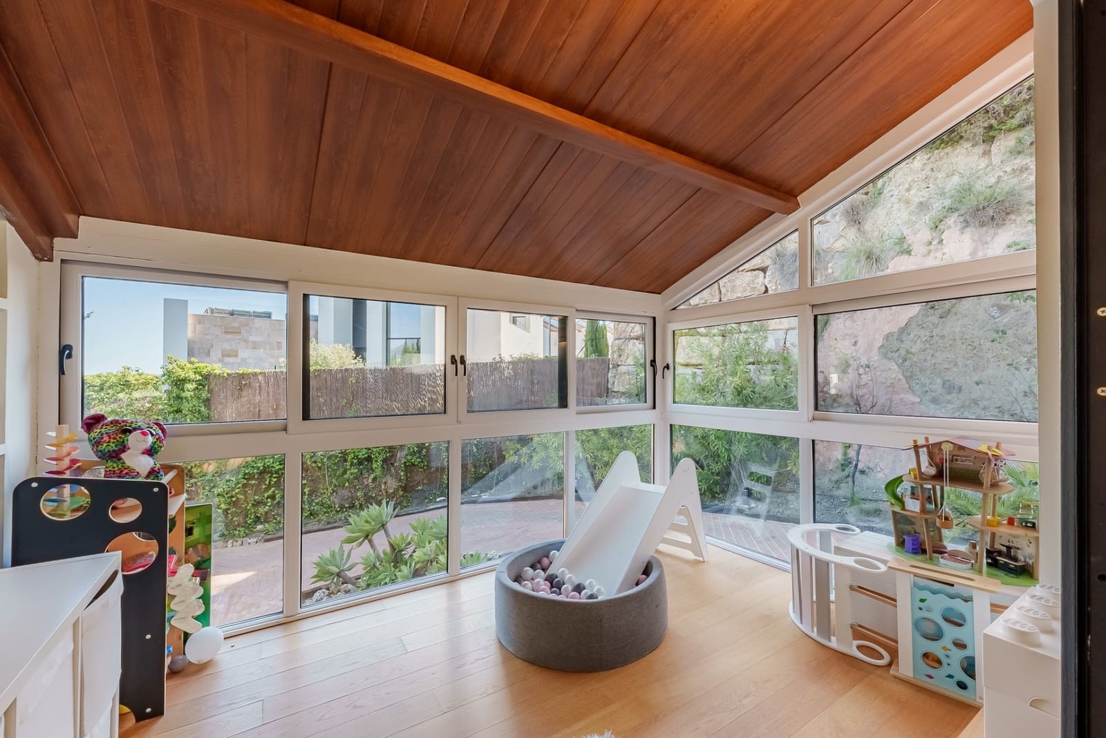 Chalet de 5 habitaciones en Benahavís en venta con piscina garaje - 2.150.000 € (Ref: 8461932)