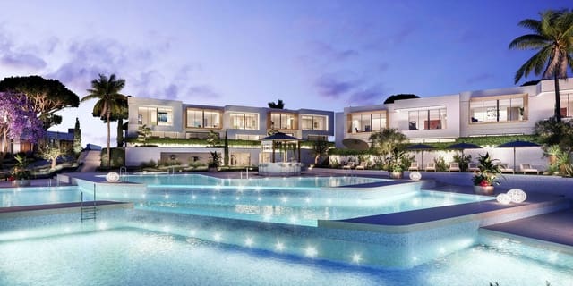 Pareado de 3 habitaciones en Marbella en venta con piscina garaje - 720.000 € (Ref: 8616149)