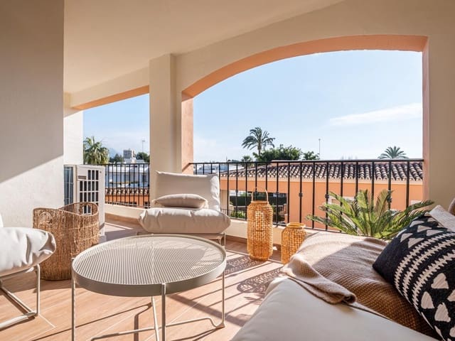 3 makuuhuone Huoneisto myytävänä paikassa Marbella mukana uima-altaan - 650 000 € (Ref: 8639352)