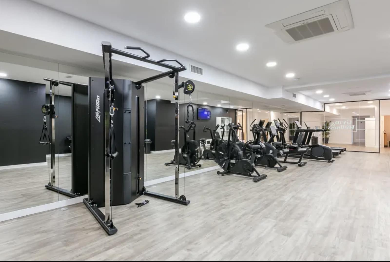 3 slaapkamer Penthouse te koop in Benahavis met zwembad garage - € 397.000 (Ref: 8639357)